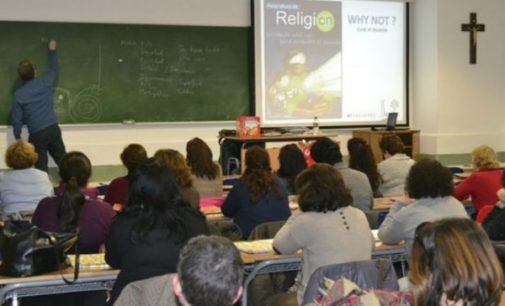 Los profesores de Religión piden a la Mesa del Pacto Educativo acceder por oposición como en cualquier otra asignatura