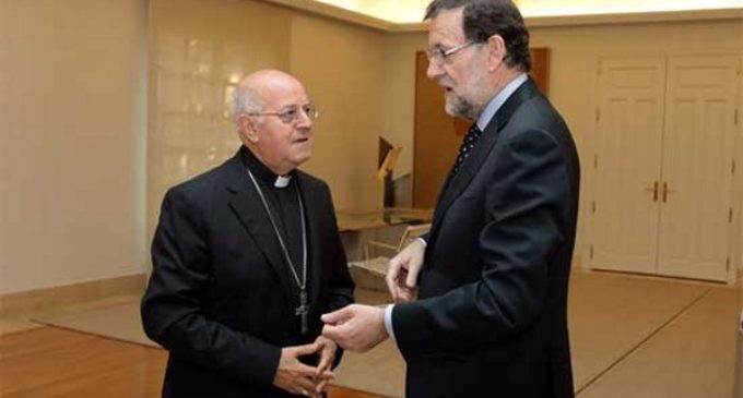 Encuentro entre el cardenal Blázquez y Mariano Rajoy en el Complejo de la Moncloa