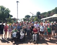 La Comunidad organiza una salida al Parque de Atracciones para las personas con discapacidad que permanecen en los centros este verano