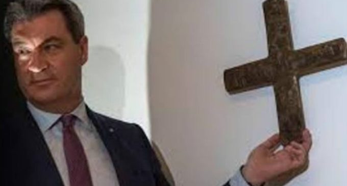 Los obispos alemanes, contra el crucifijo (obligatorio) en espacios públicos