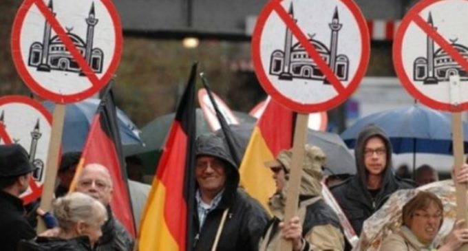 Al Papa le preocupa «la xenofobia» en Europa